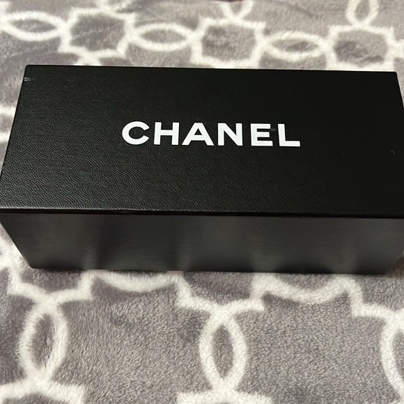 CHANEL Quilted glass case Excellent condition - Picture 5 of 7